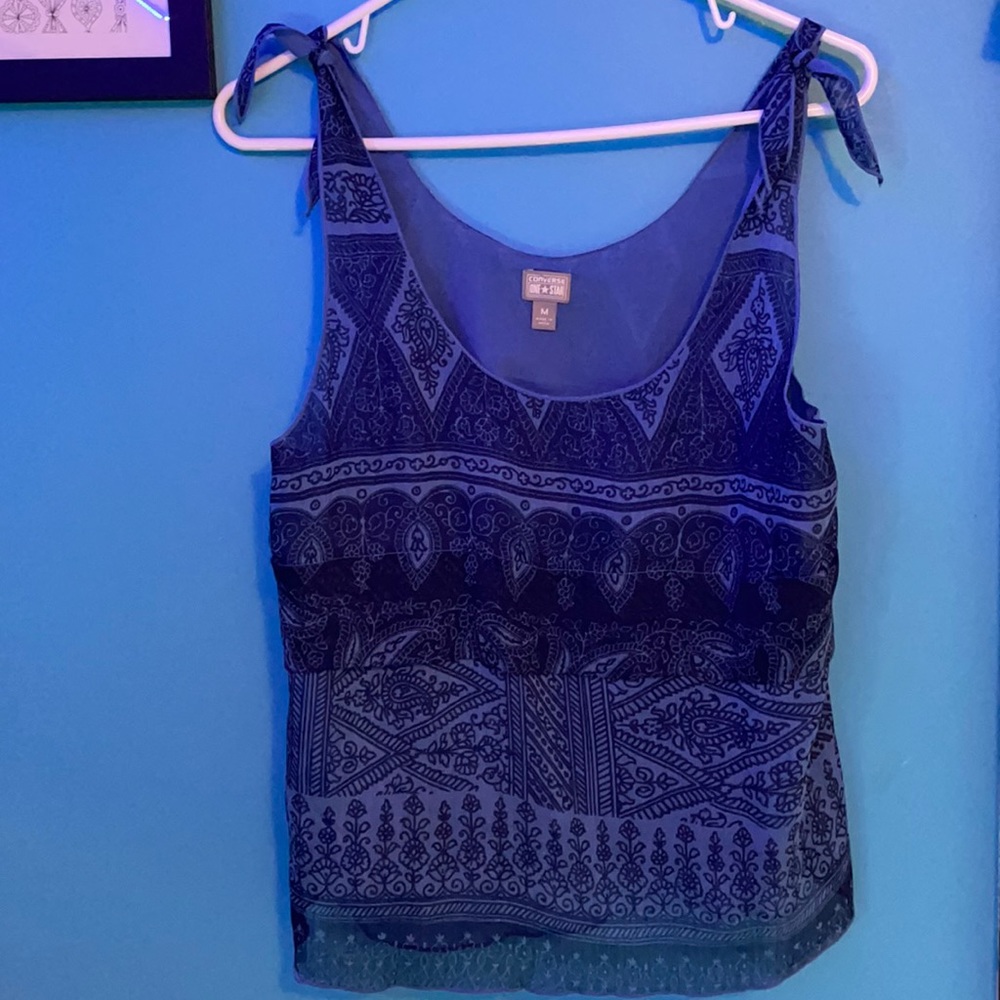 Converse tank